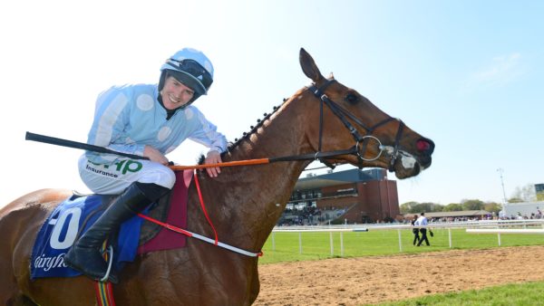 INGHILTERRA. Verso il boato di Cheltenham, mercoledì il first day con una novità, l’imbattuta Honeysuckle dice no alla Champion Hurdle per puntare alla Mares dove sfiderà la ‘Ricci’ Benie Des Dieux