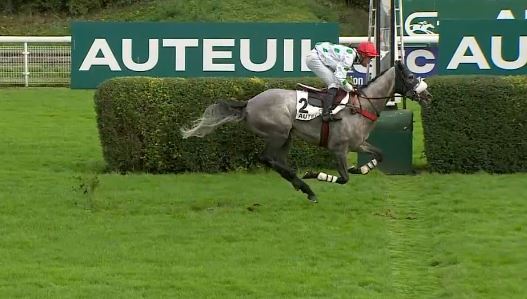 FRANCIA. Auteuil, Kaadam devastante nell’Orcada, prenota il Maurice Gillois. Torna il fenomenale Juntos Ganamos nell’Heros XII, stop all’imbattuto Diamond Carl in chiave La Haye Jousselin. Rivincita Jeu de Thaix nel Camarthen